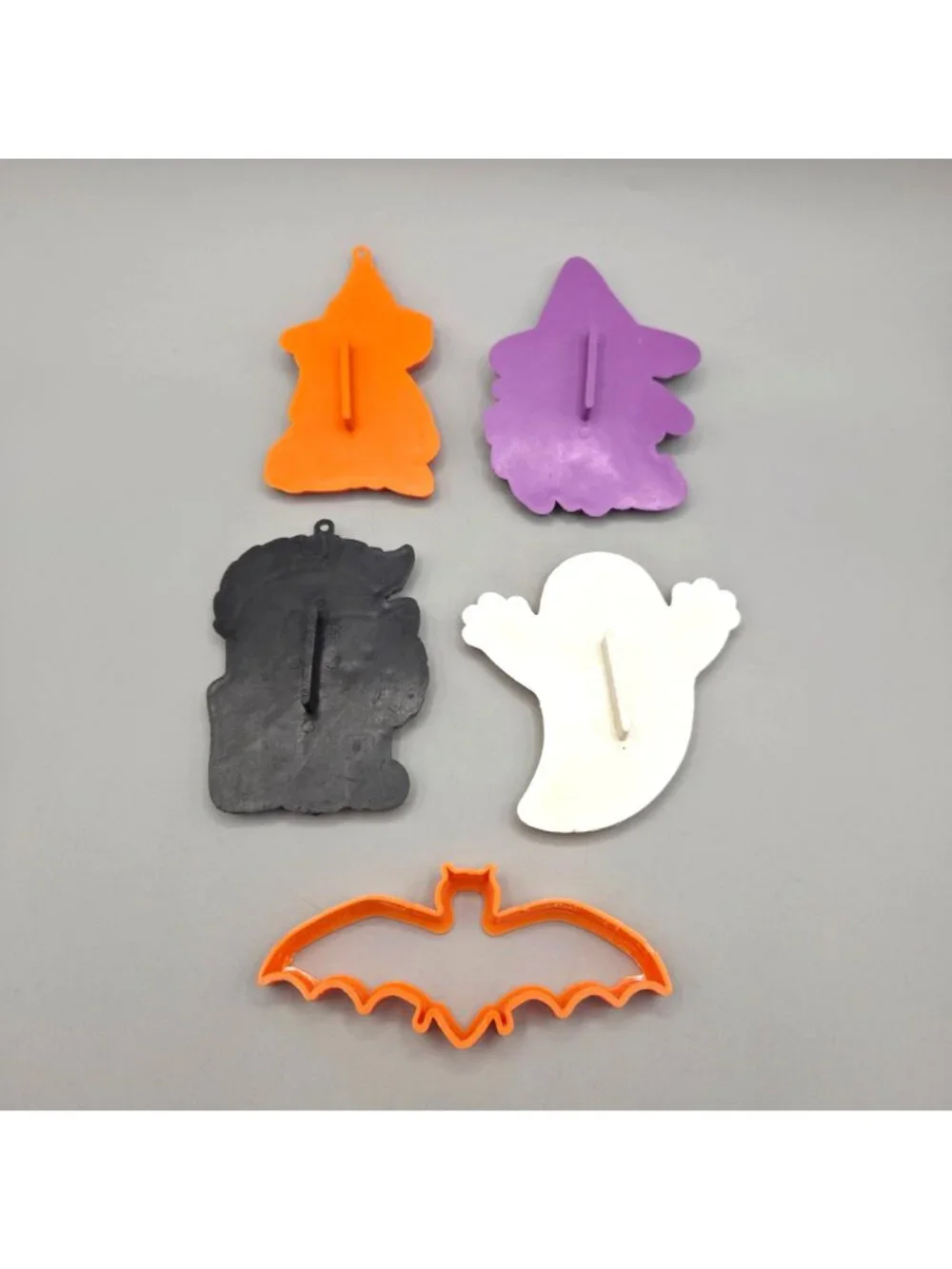 Vintage 1980s Halloween Cookie Cutters Ghost Witch Cat Bat Scarecrow Plastic Set